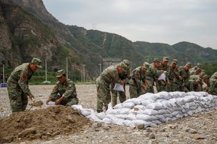 皇马连续第4次欧冠主场对阵德国球队半场0-0战平，前3次2胜1平